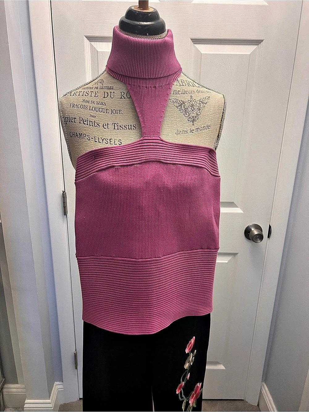 Cache Pink Halter Neck Tank Top Size Small NWT